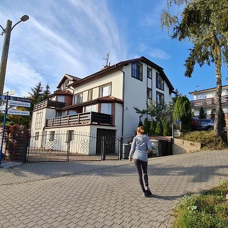 Tmt Pokoje Goscinne Z Aneksami Kuchennymi Kąty Rybackie Exteriör bild